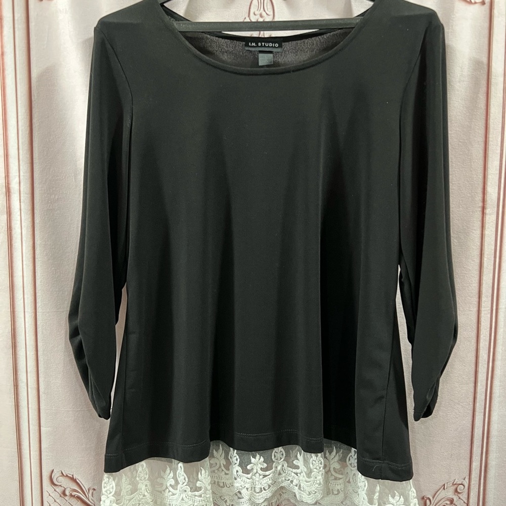 I. N. Studio Women’s Black Lace Trim blouse Tunic Large